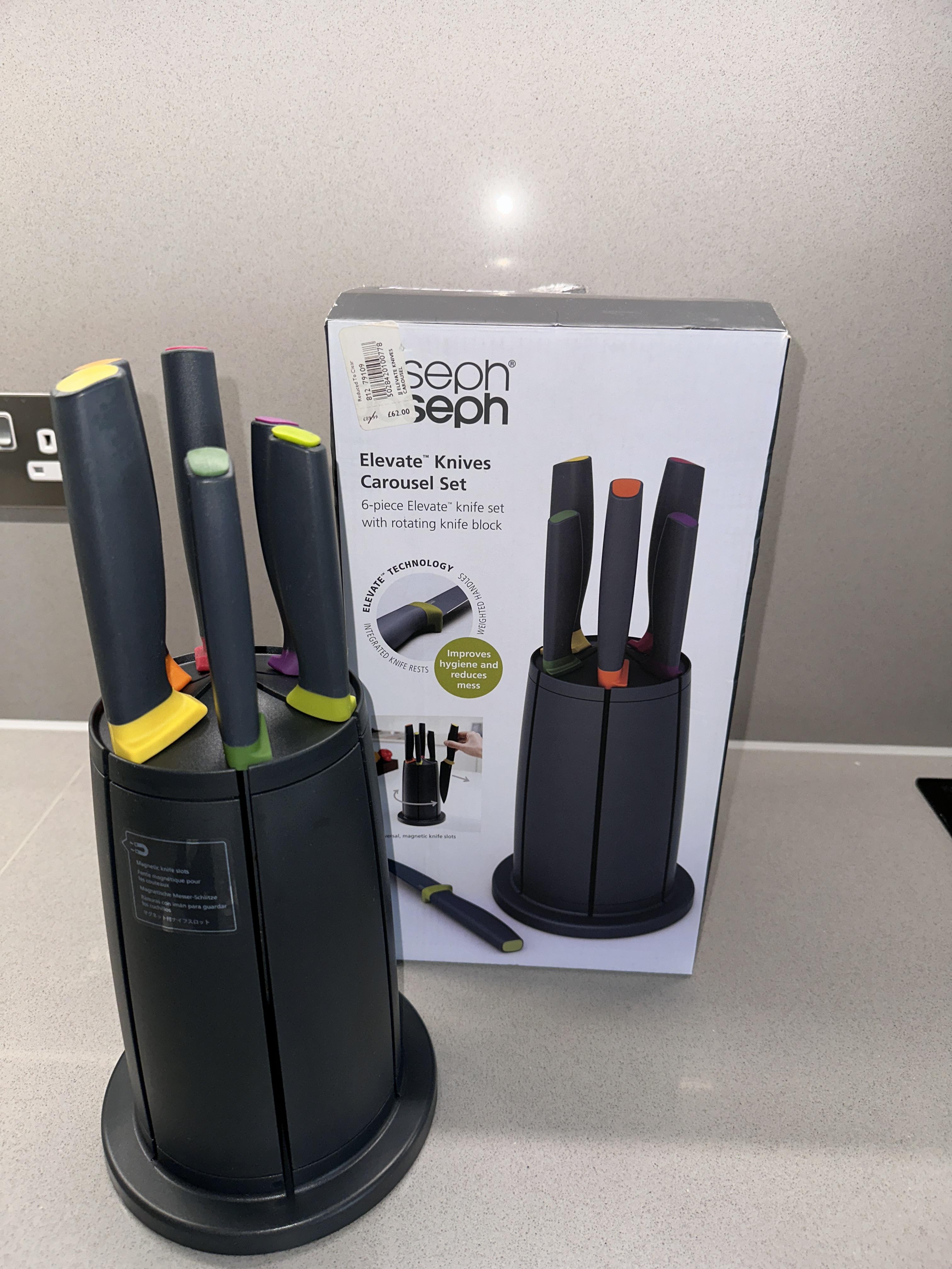 Image of Knives Carousel Set