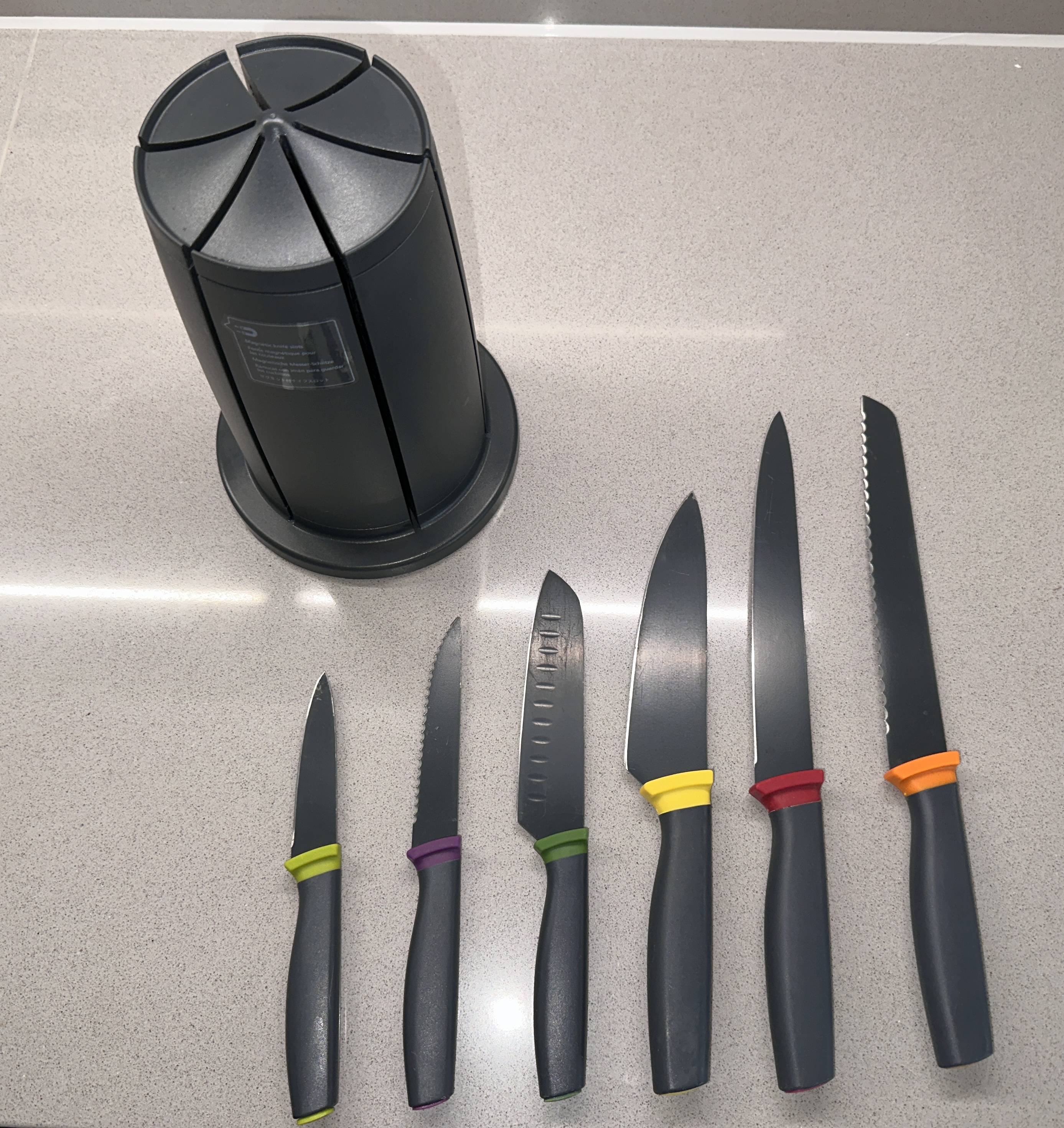 Image of Knives Carousel Set