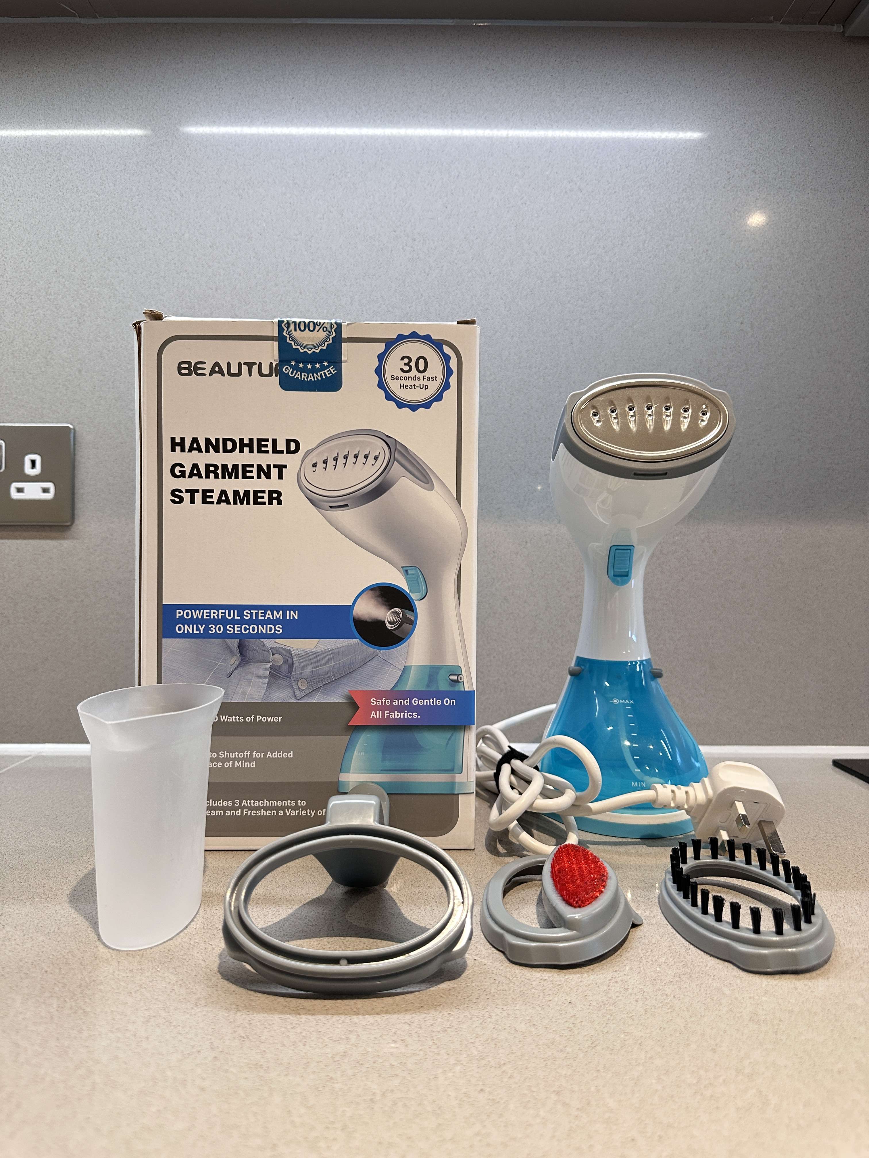 Image of BEAUTURAL Clothes Steamer